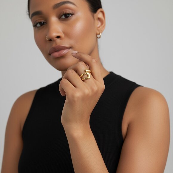 Irregular Solid Gold Ring - Picture 4 of 6